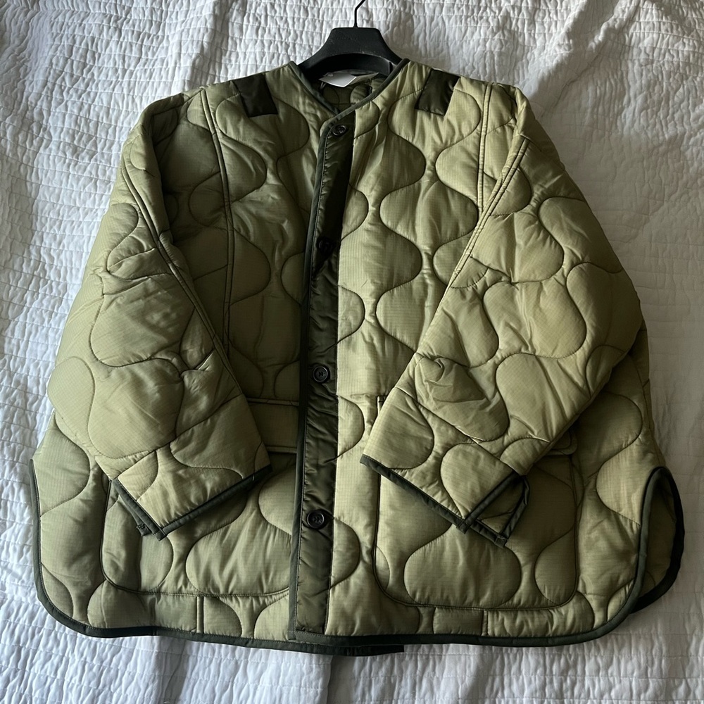 The Frankie Shop Oversized Collarless Quilted Jacket